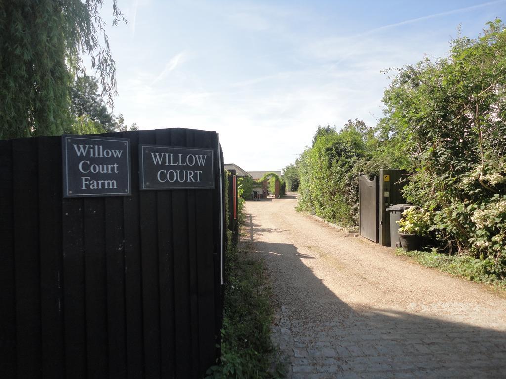 Willa Willow Court Farm Studio West & Petting Farm, 8 Mins To Legoland & Windsor, 15 Mins To Lapland Uk Zewnętrze zdjęcie